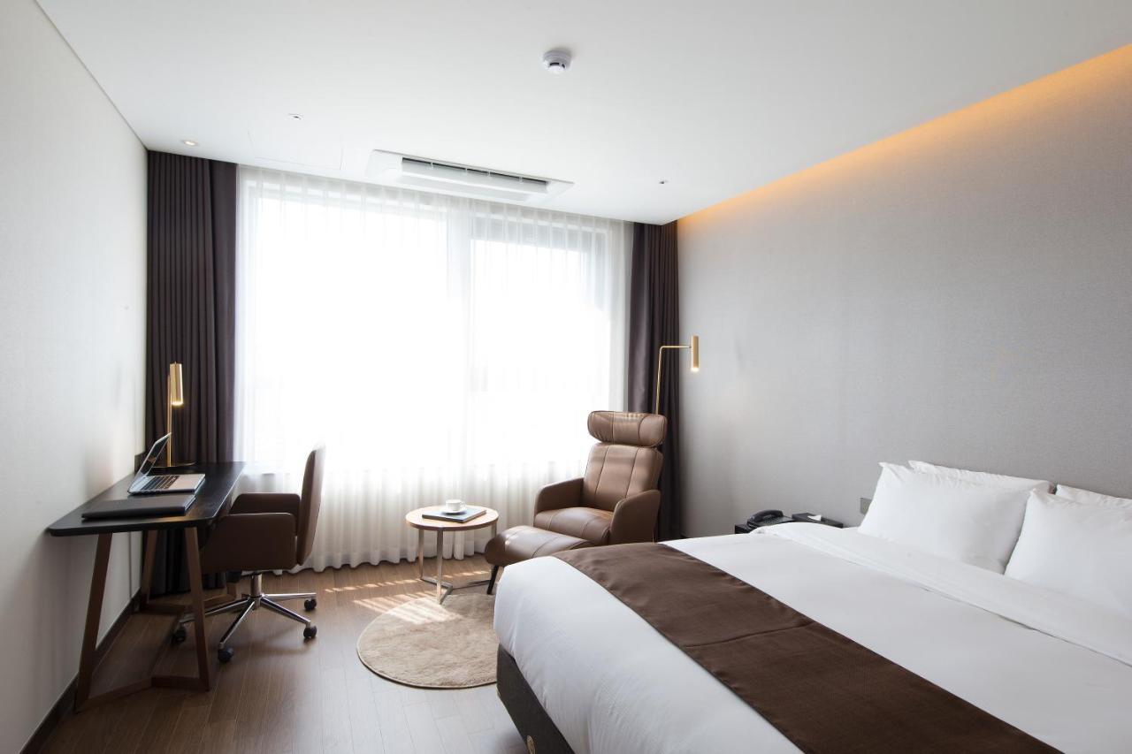 Ramada By Wyndham Daejeon Hotel Eksteriør billede