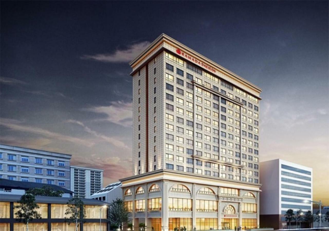 Ramada By Wyndham Daejeon Hotel Eksteriør billede