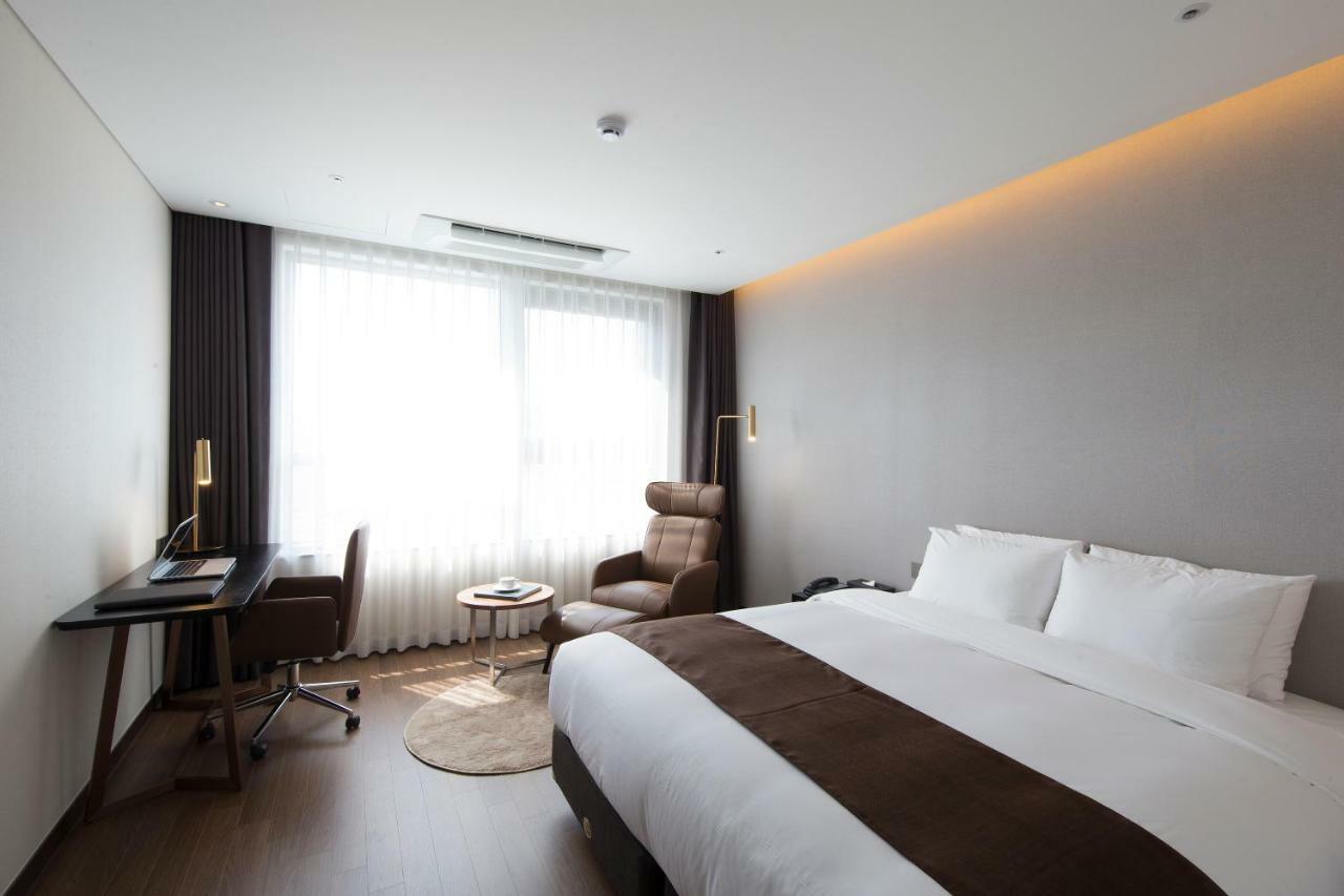 Ramada By Wyndham Daejeon Hotel Eksteriør billede