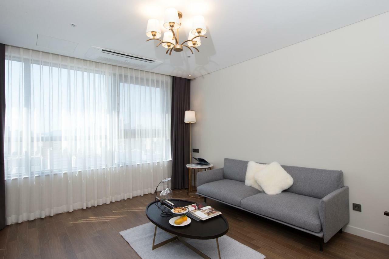 Ramada By Wyndham Daejeon Hotel Eksteriør billede